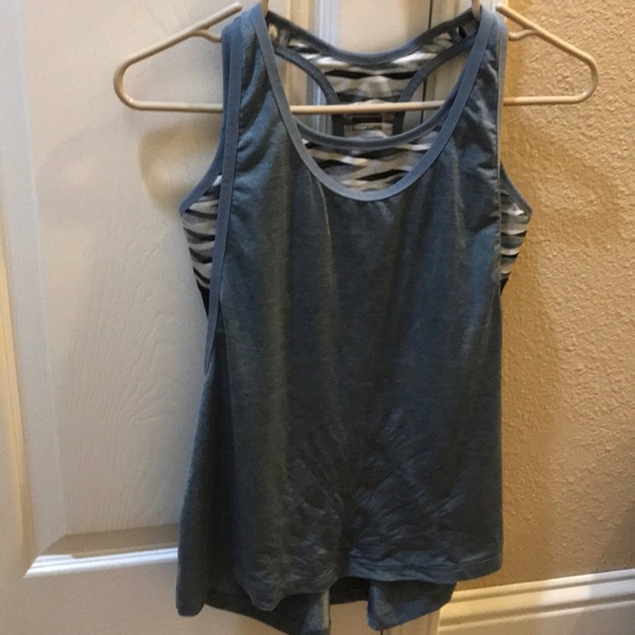 Nike Tops - Nike tank with built in sports bra